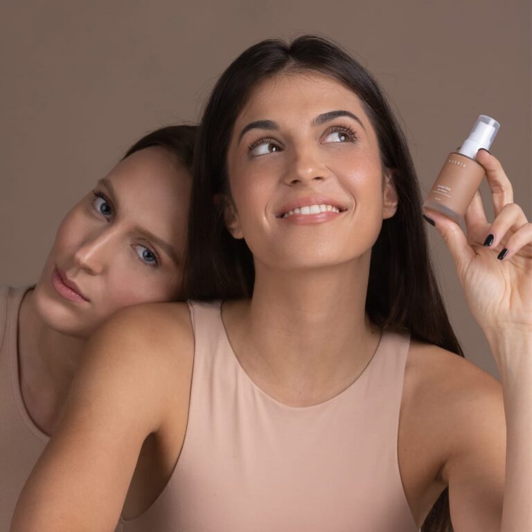 Makris-Second-Skin-Girls-02 Makris-Second-Skin-Girls-02