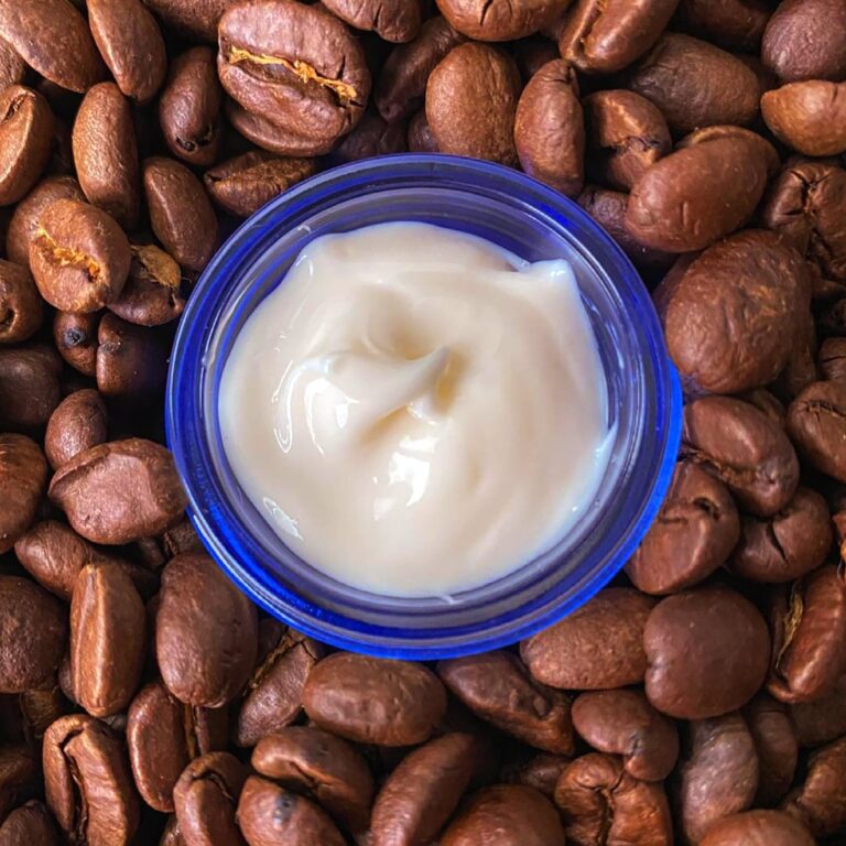 Makris-Eye-Cream-Texture-Coffee Makris-Eye-Cream-Texture-Coffee